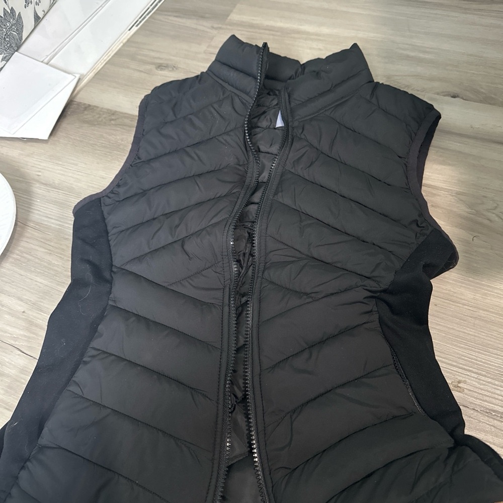 Fabletics Black Quilted Puffer Vest